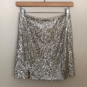 Like New Love On A Hanger Sequin Skirt. 5